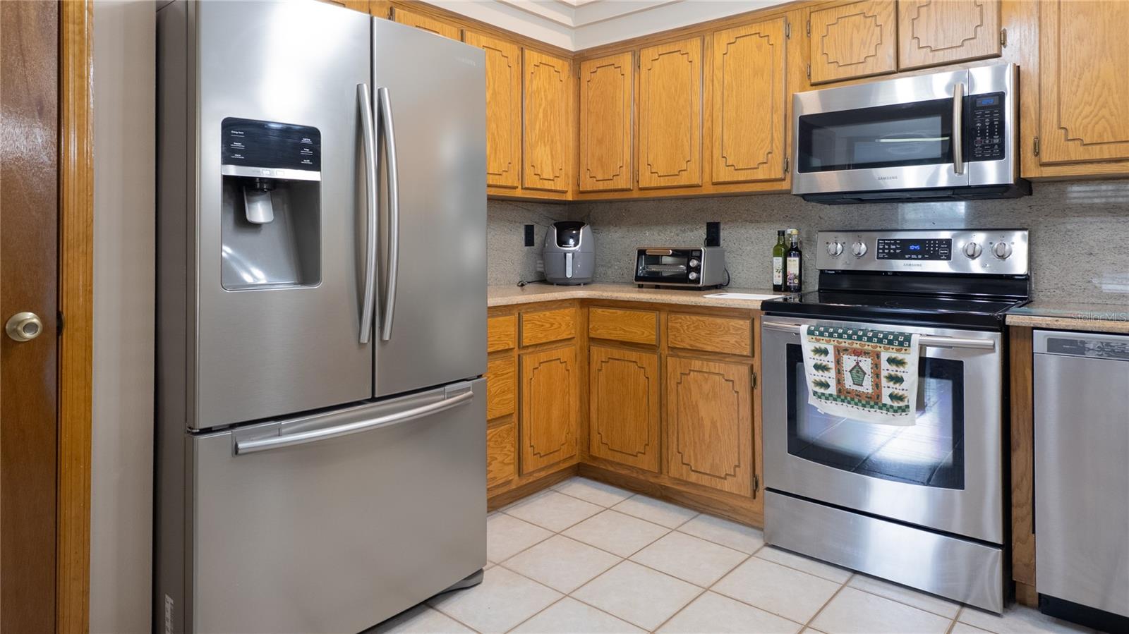 TRAILS EAST - Residential