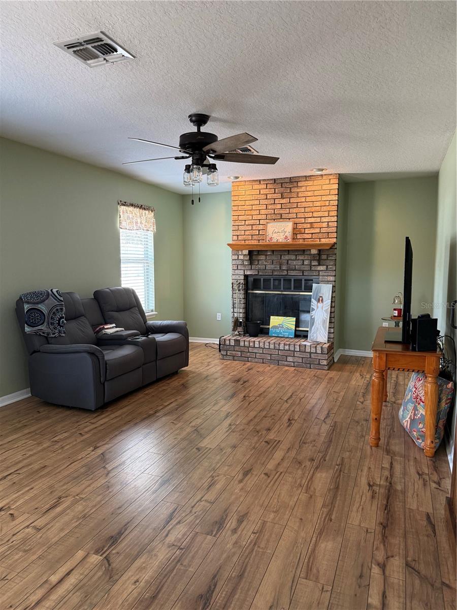 TRAILS EAST - Residential