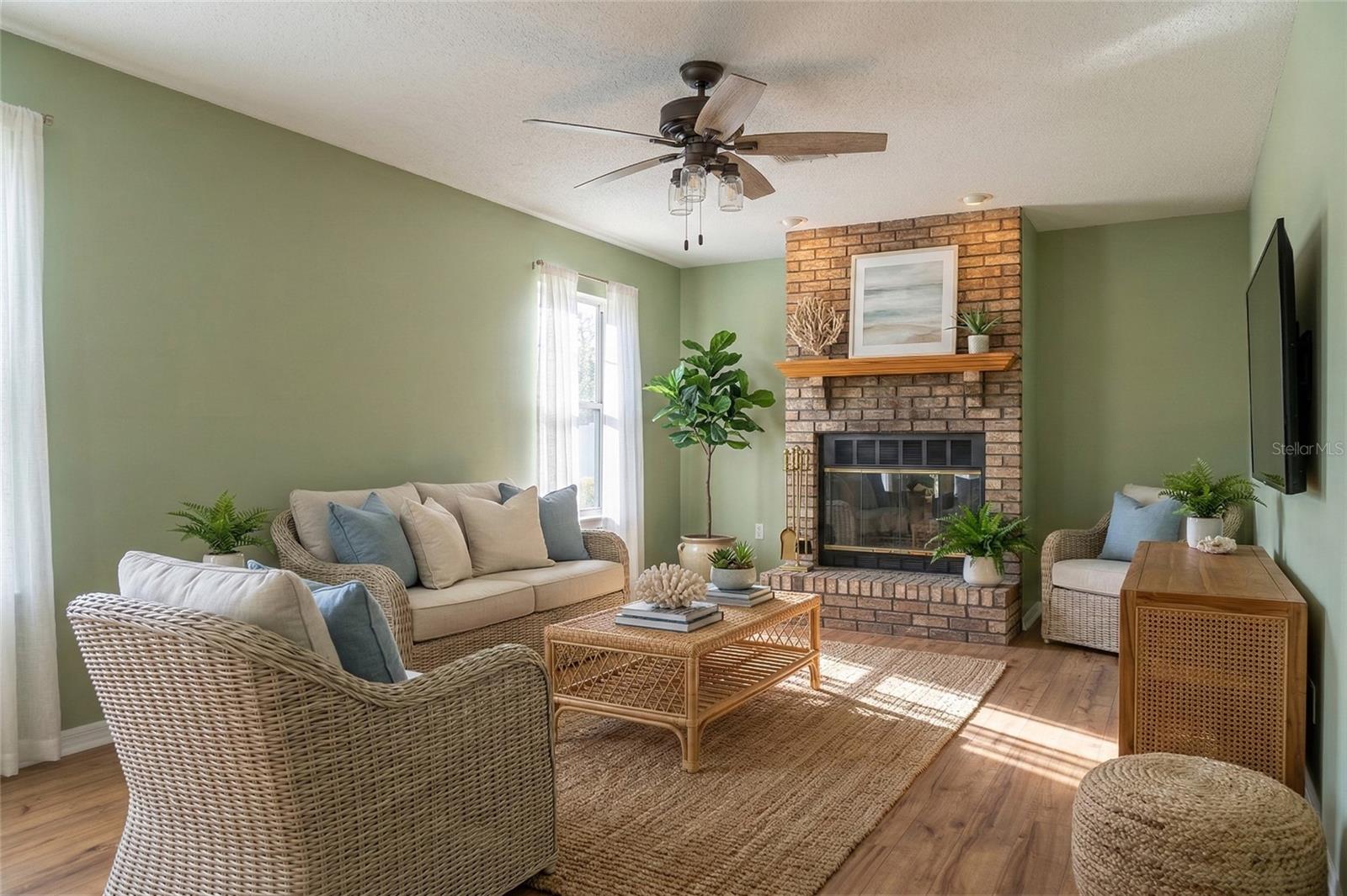 TRAILS EAST - Residential