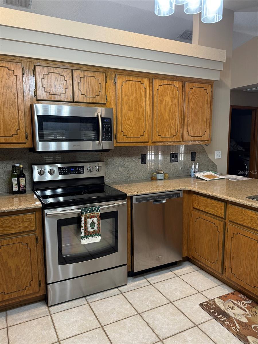 TRAILS EAST - Residential