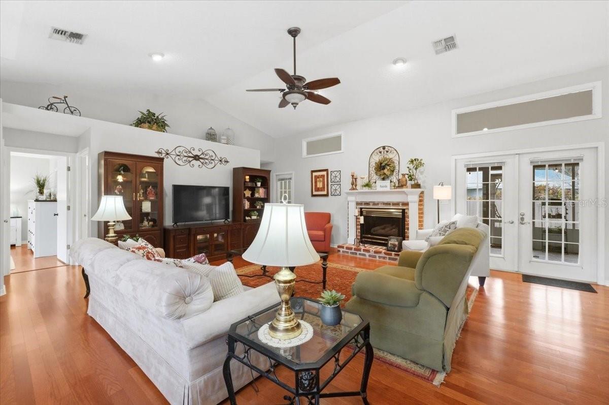 DERBYSHIRE - Residential