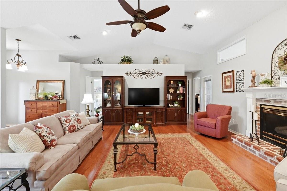 DERBYSHIRE - Residential