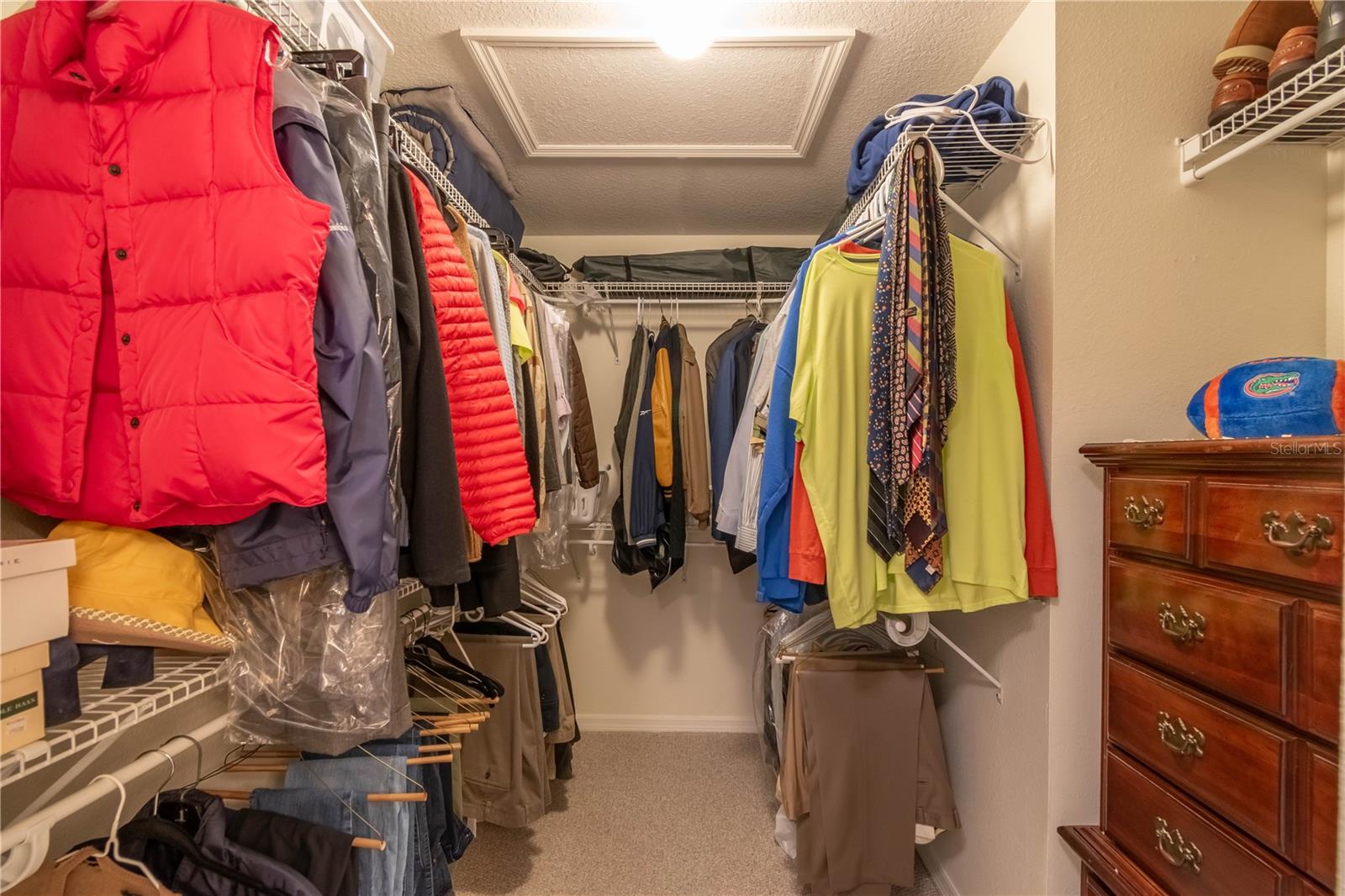 ON TOP OF THE WORLD - Residential