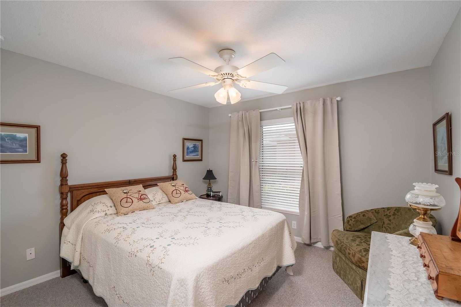 ON TOP OF THE WORLD - Residential