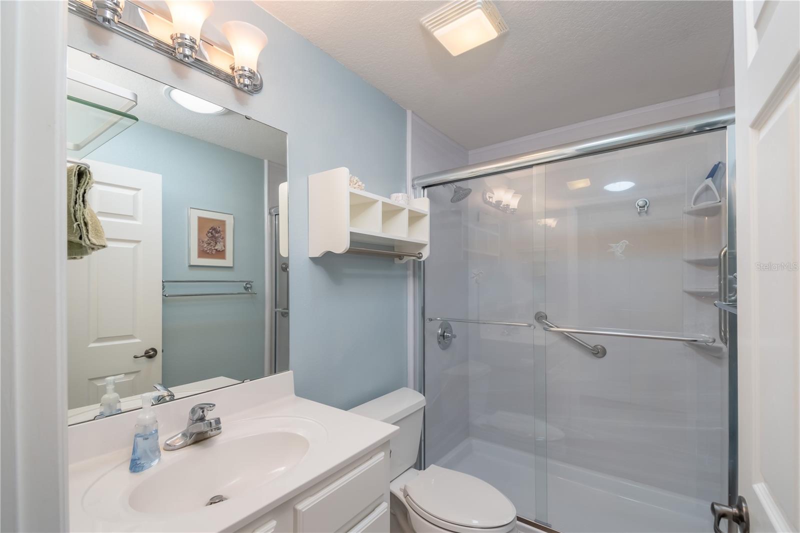 ON TOP OF THE WORLD - Residential