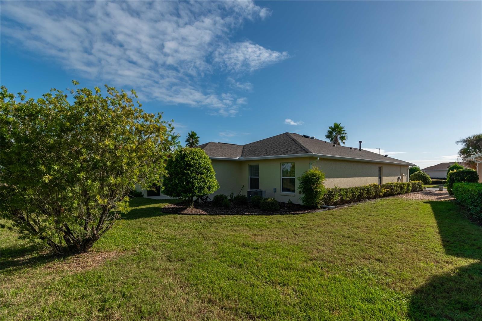 ON TOP OF THE WORLD - Residential