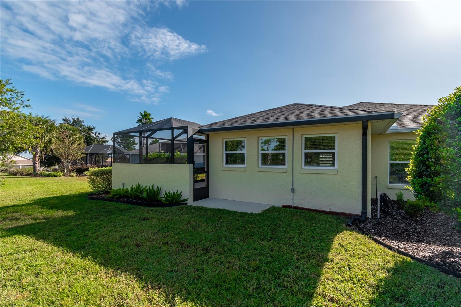 ON TOP OF THE WORLD - Residential