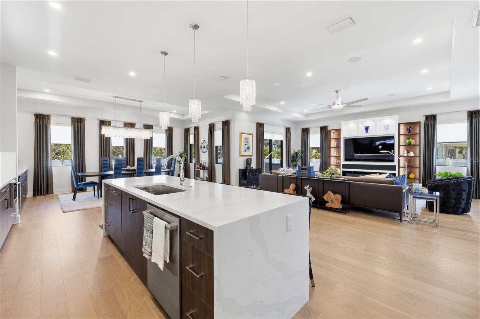 GANDY BLVD PARK - Residential