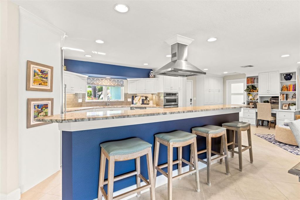Photo of 1260 81st Street S, St Petersburg, FL 33707 (MLS # TB8511033)