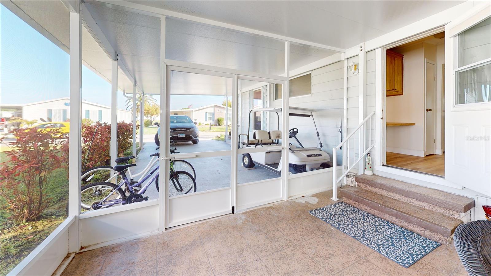 TANGERINE WOODS - Residential