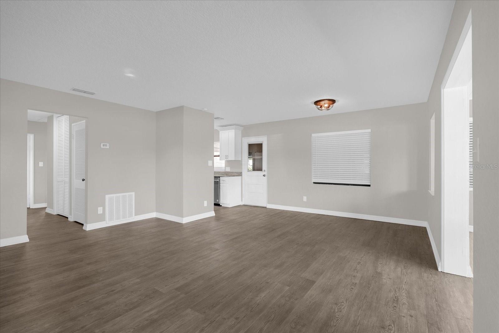 DEBARY DEV BUILDERS - Residential