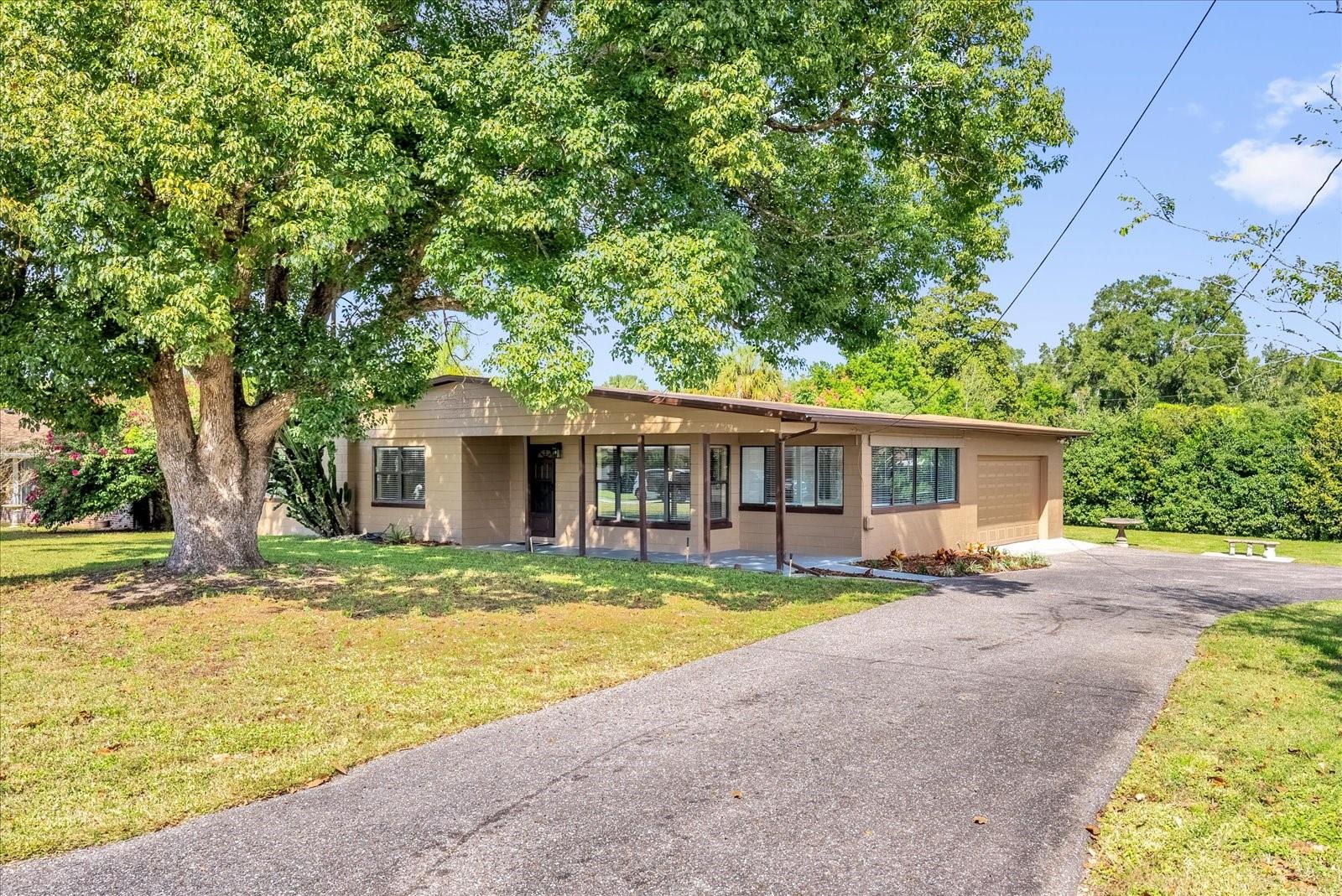 DEBARY DEV BUILDERS - Residential