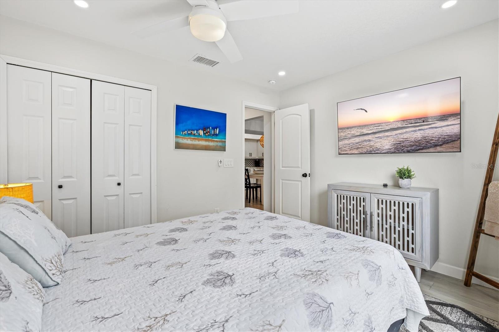 EDGEMERE - Residential