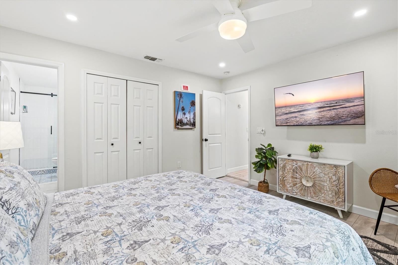 EDGEMERE - Residential