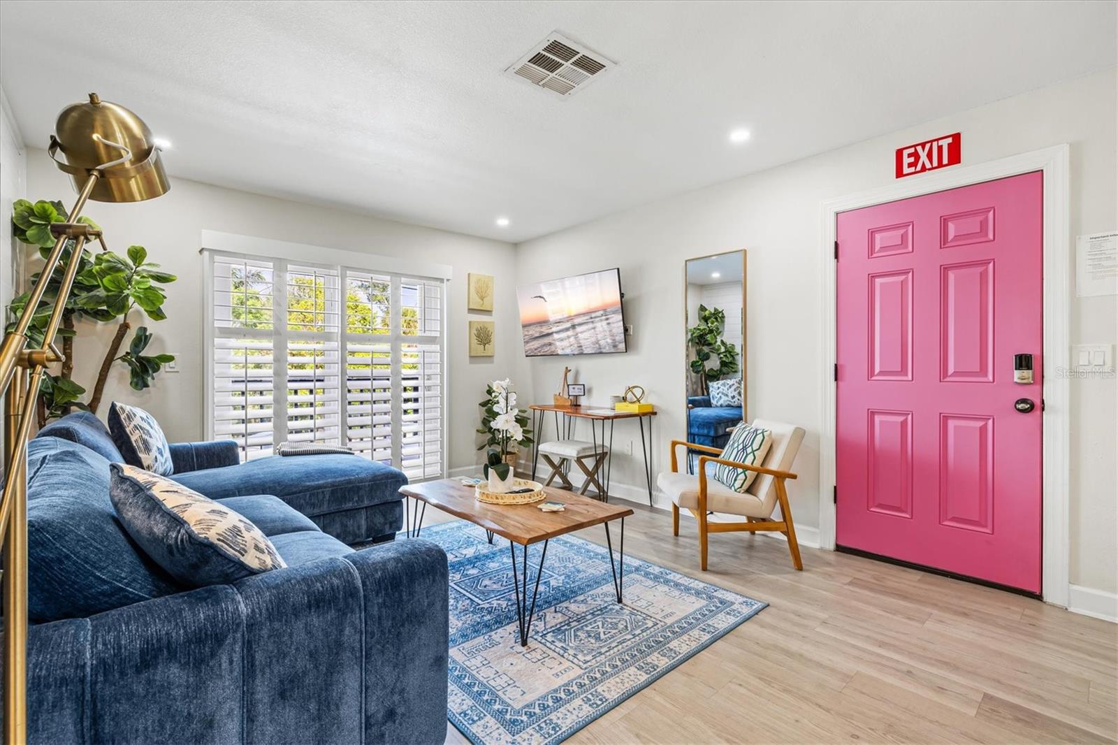 EDGEMERE - Residential
