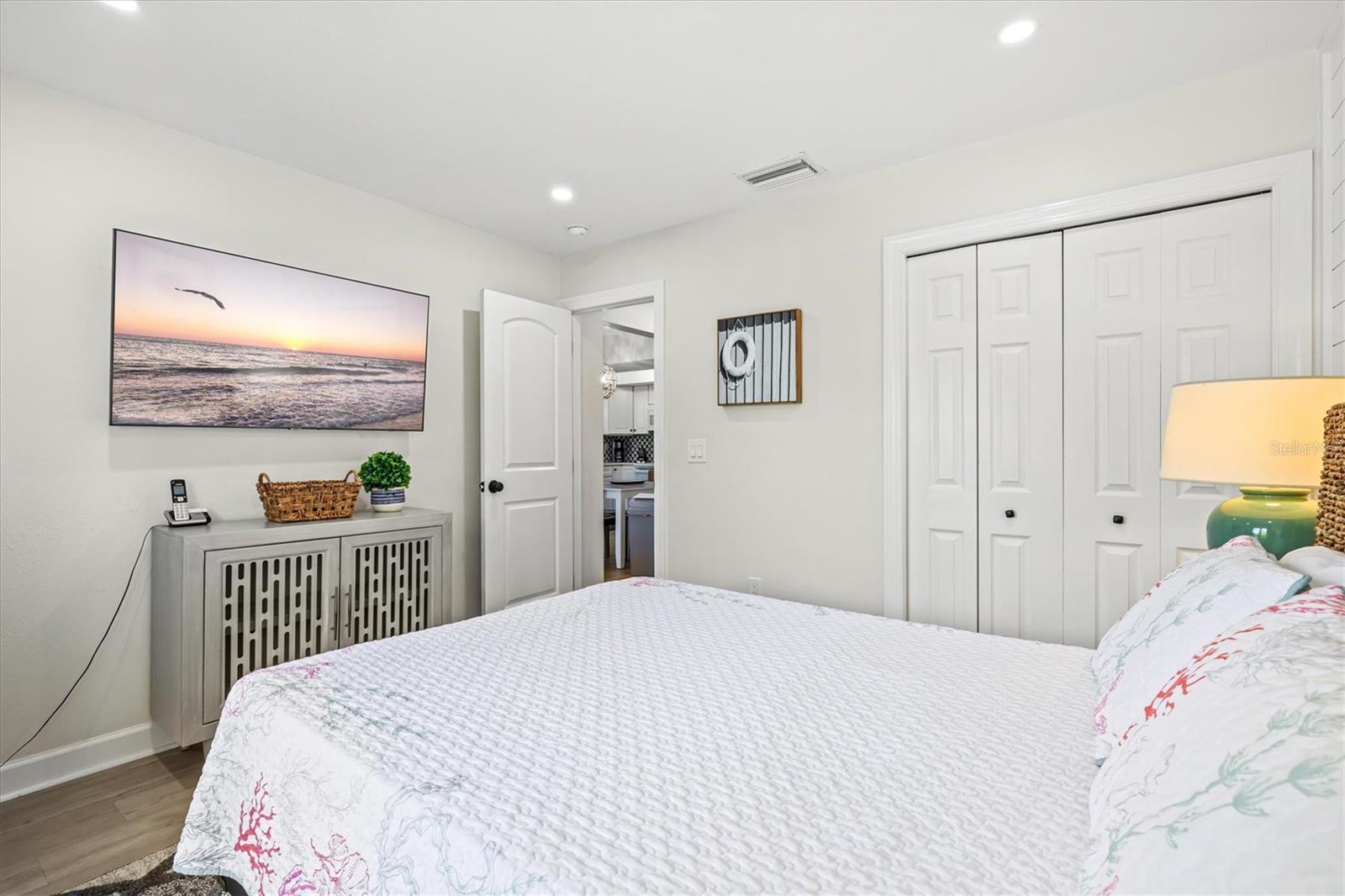 EDGEMERE - Residential
