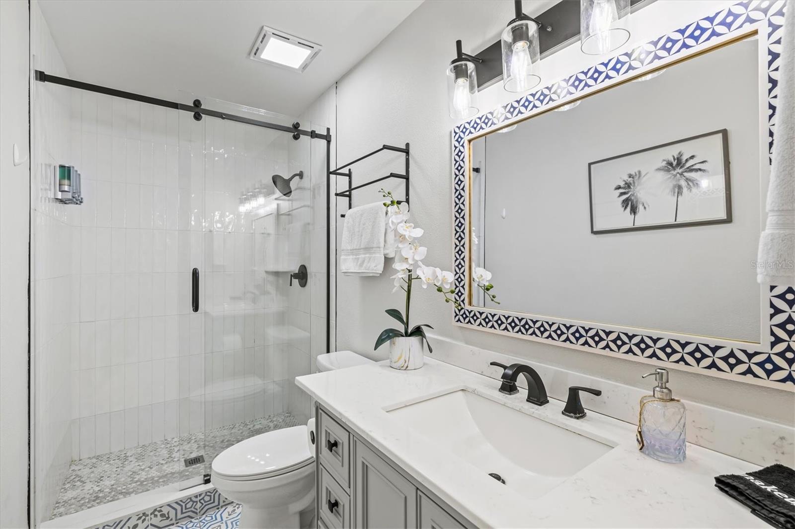 EDGEMERE - Residential