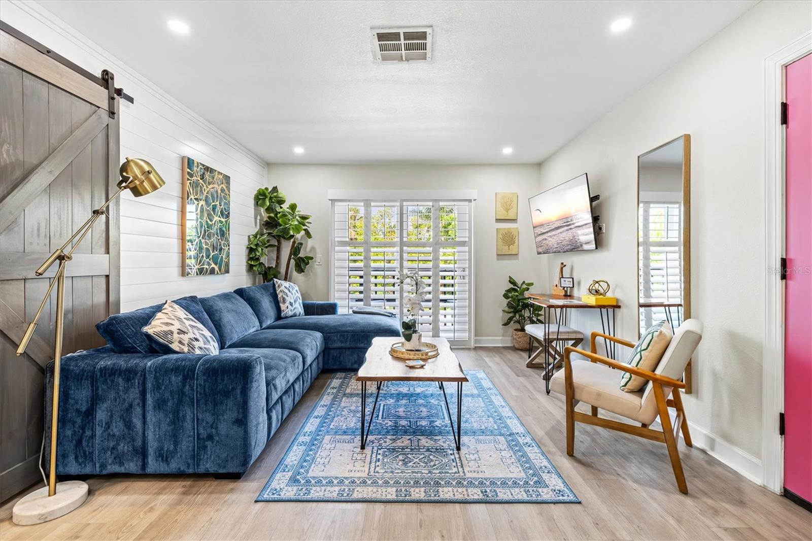 EDGEMERE - Residential