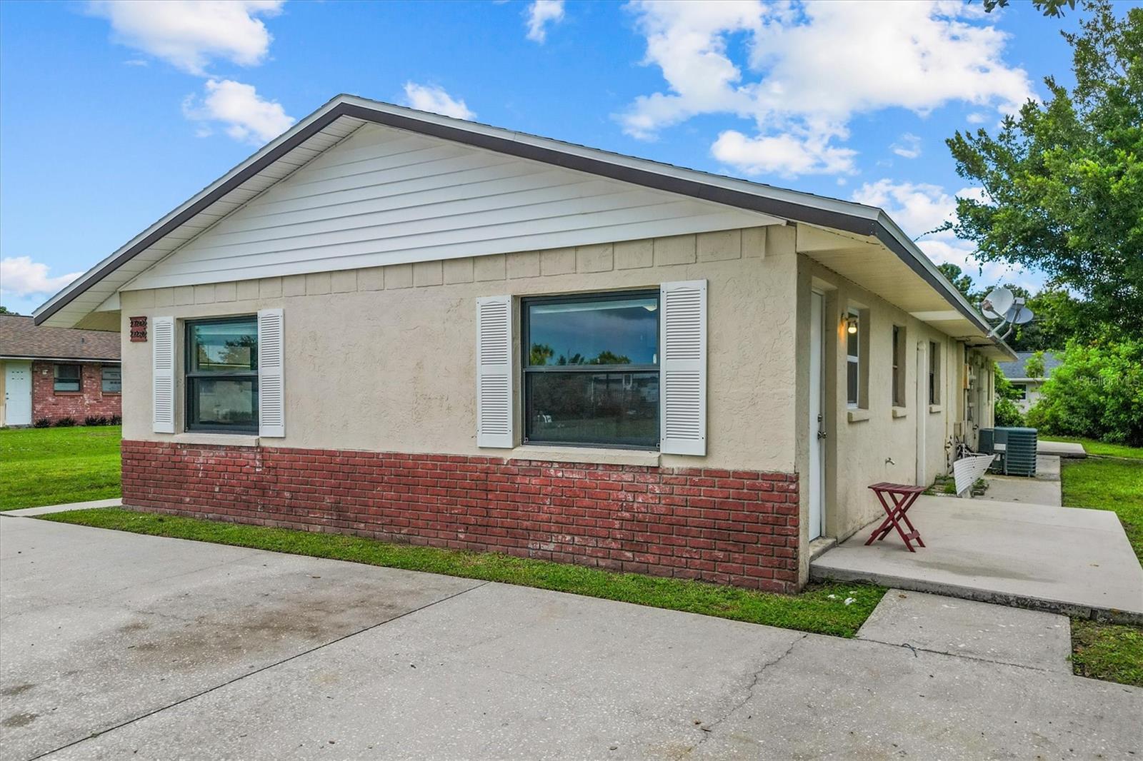 HRBR HEIGHTS - Residential Income