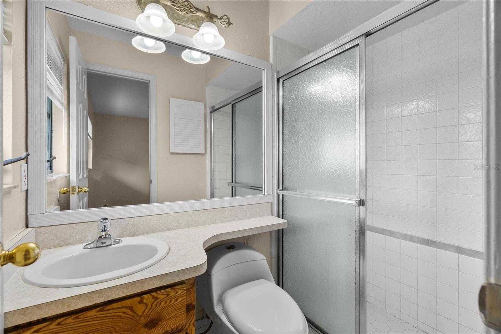 HRBR HEIGHTS - Residential Income