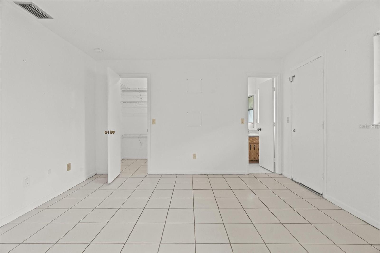 HRBR HEIGHTS - Residential Income