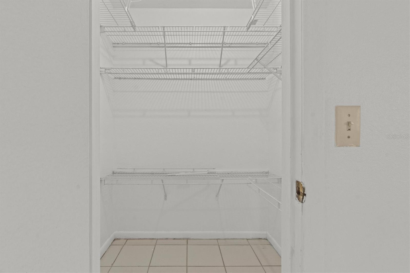 HRBR HEIGHTS - Residential Income