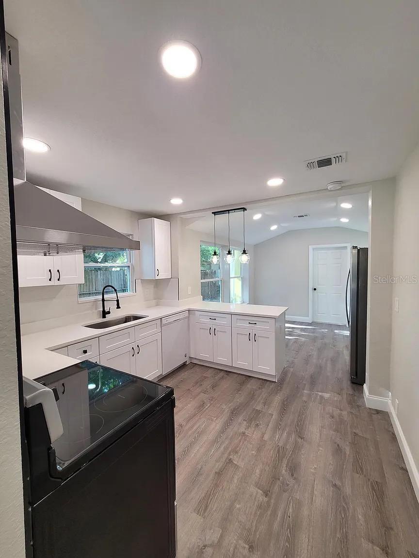 FIFTIETH AVE HOMESITES REV W 1/2 OF LOT 23 - Residential