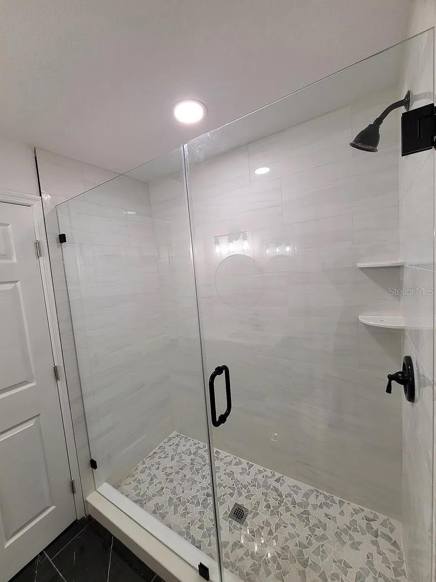 FIFTIETH AVE HOMESITES REV W 1/2 OF LOT 23 - Residential