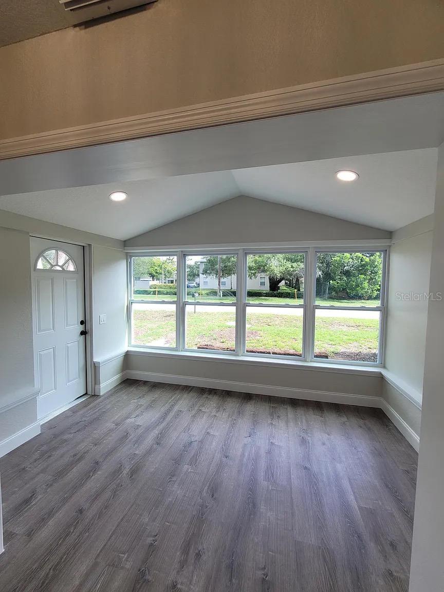 FIFTIETH AVE HOMESITES REV W 1/2 OF LOT 23 - Residential