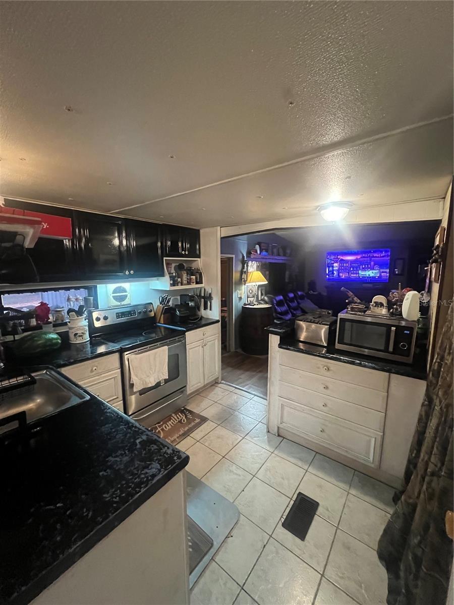 ZEPHYRHILLS COLONY CO - Residential