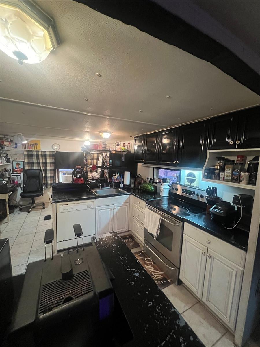 ZEPHYRHILLS COLONY CO - Residential