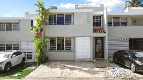 C. Flamboyán GARDEN HILLS TOWN PARK A2 GUAYNABO  00966