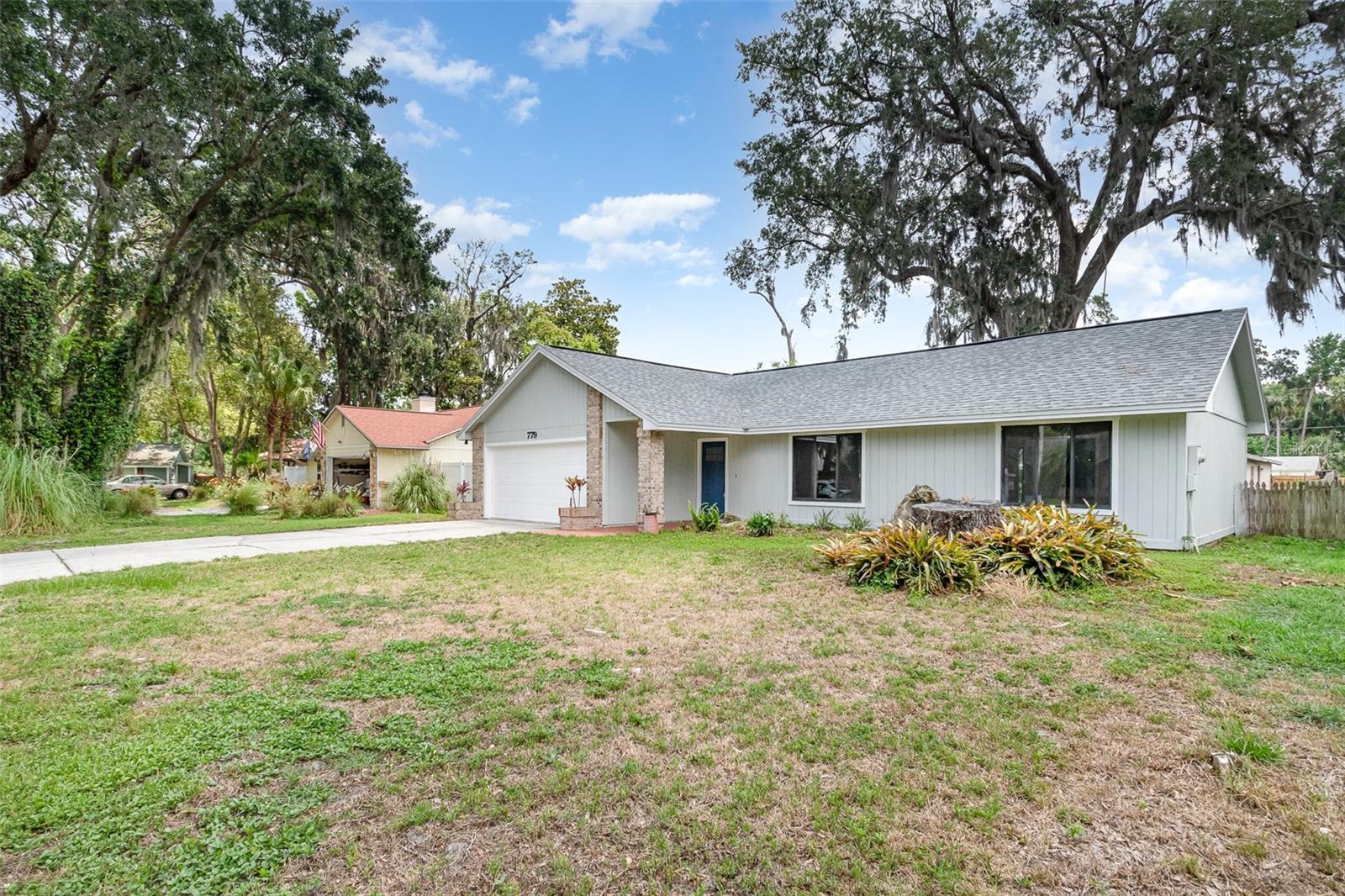 779 VICTORIA CIRCLE E