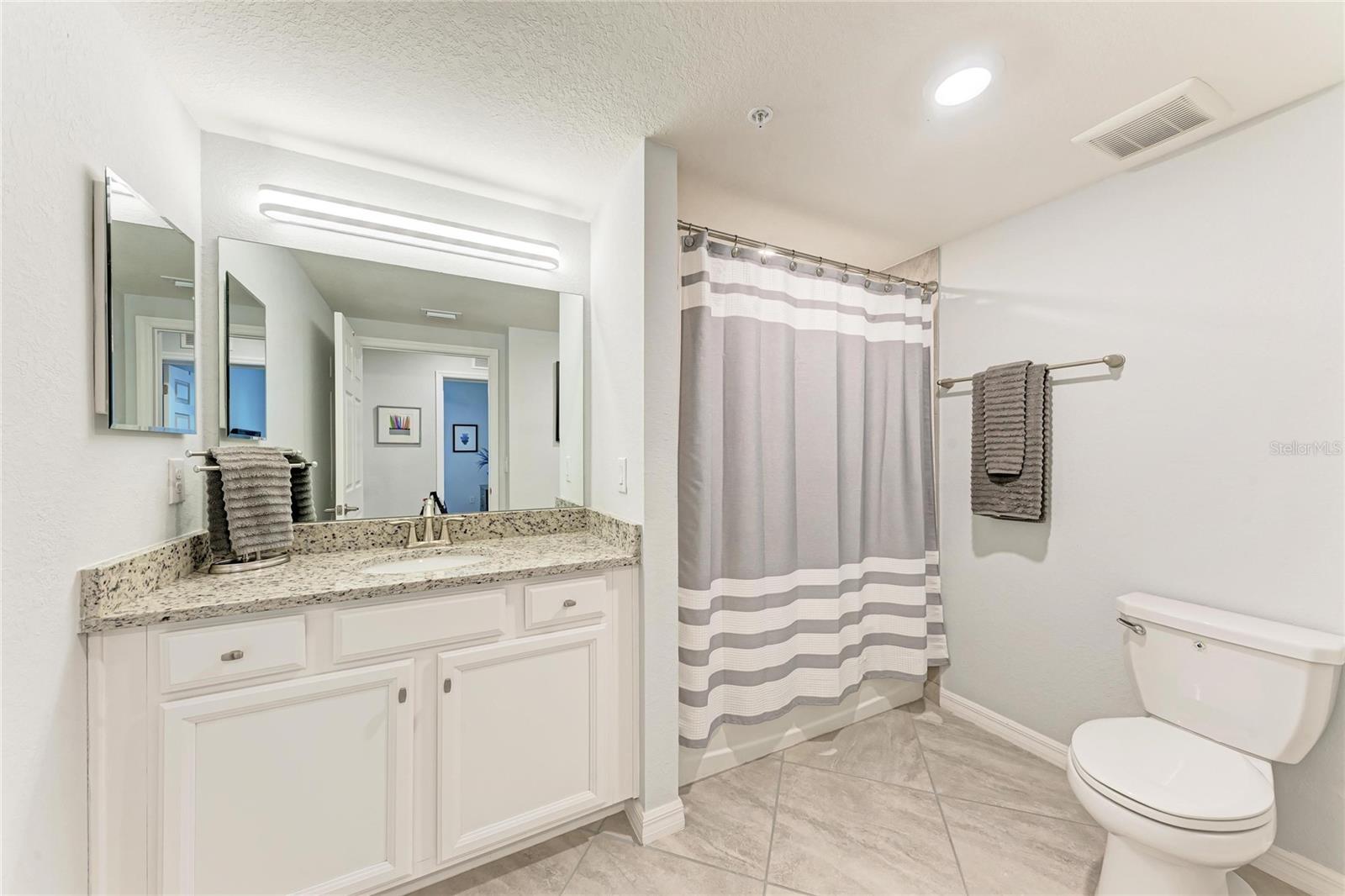 COACH HOMES III AT LAKEWOOD NTL PH 19 - Residential