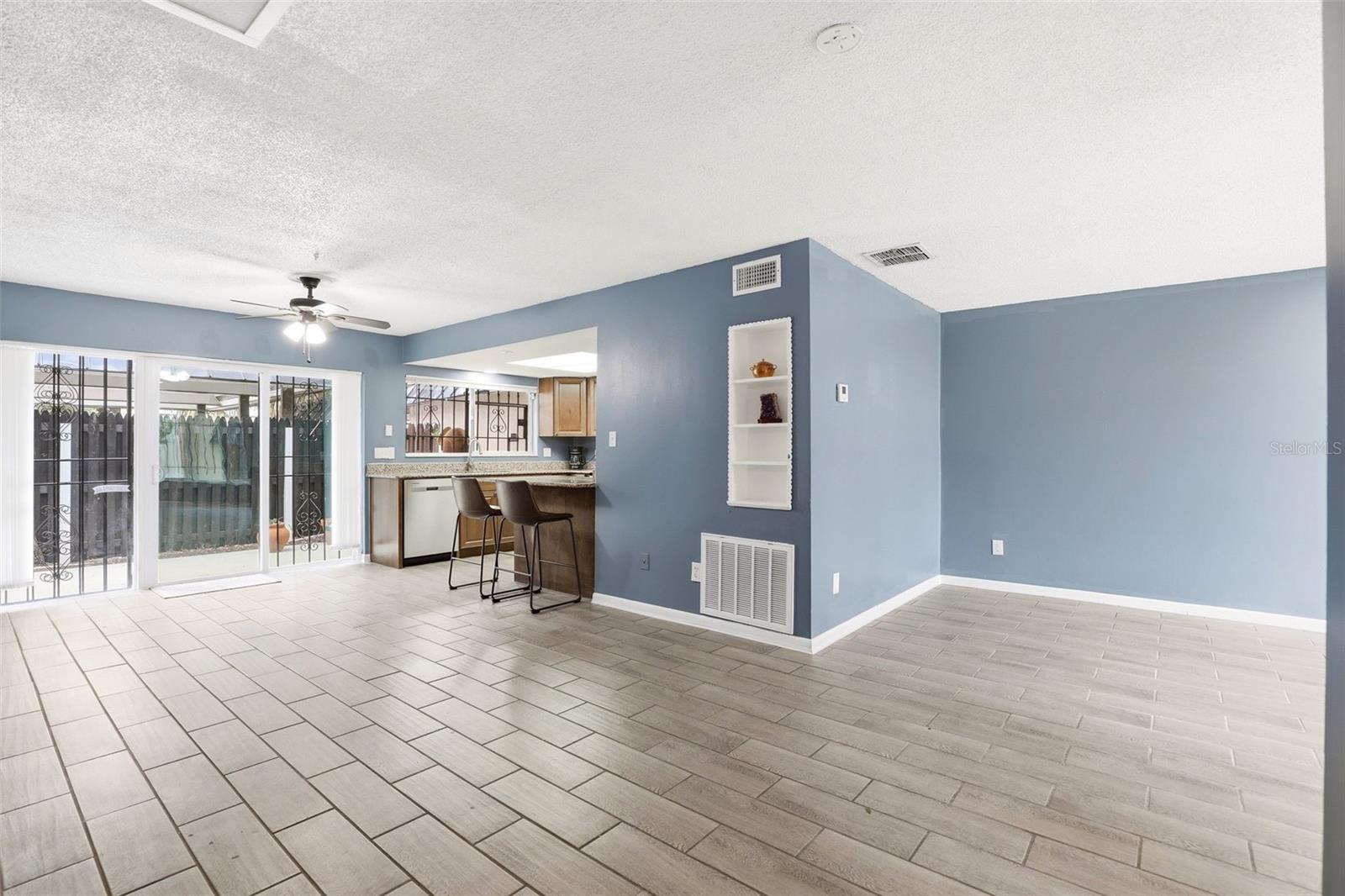 SILVER PINES PH 01 - Residential