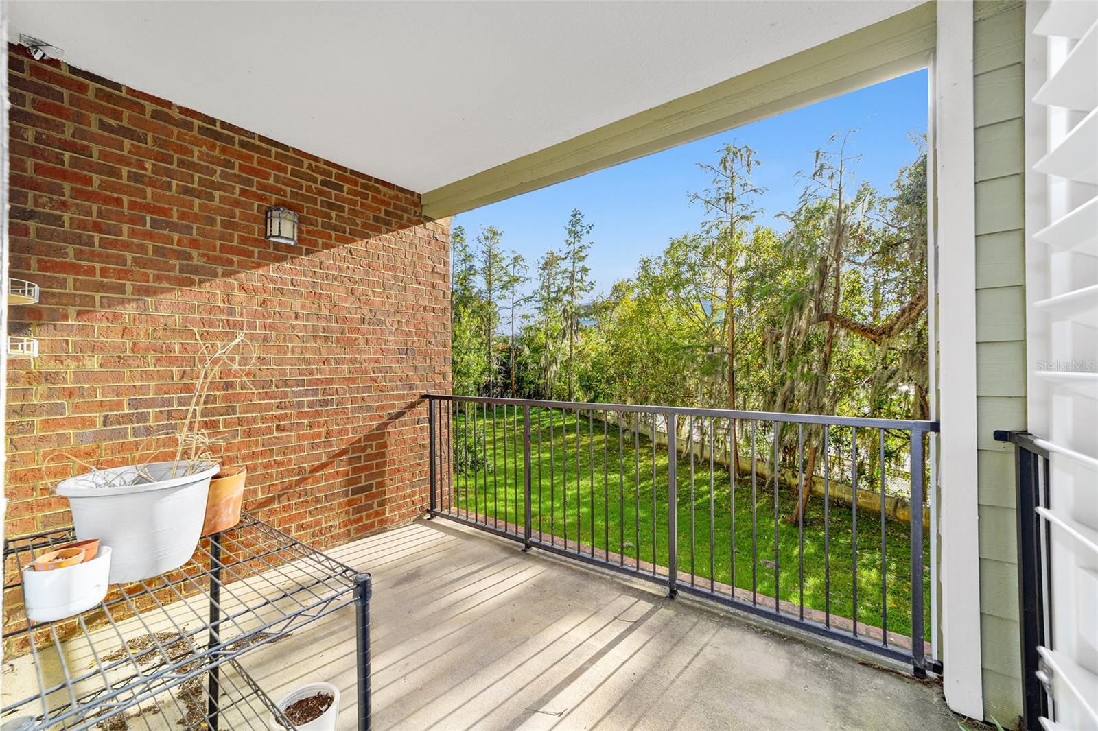 CAMPUS VIEW - Residential