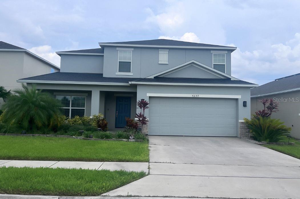 Stunning 5-bed, 3-bath rental home in Davenport's sought-after 33897 area! This move-in ready property at 4989 Vellacito Way comes complete with washer/dryer and fridge/stove. Perfect for families seeking space and comfort in a prime Florida location. Available now for lease!