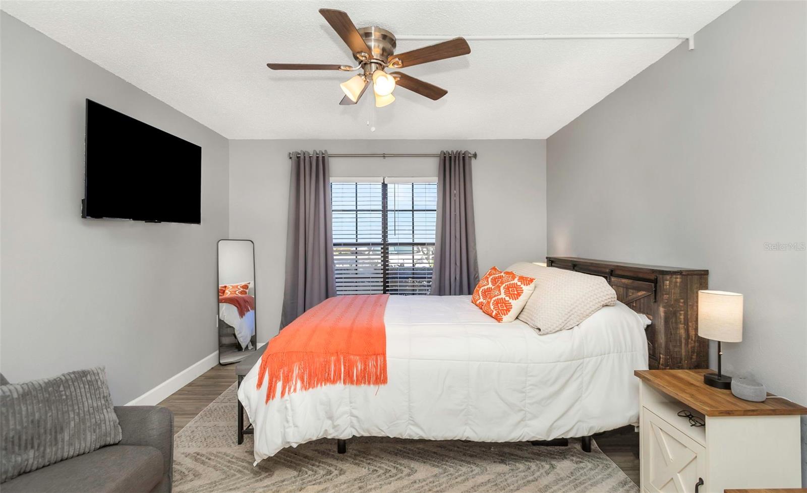 CRYSTAL LAKE CONDO - Residential