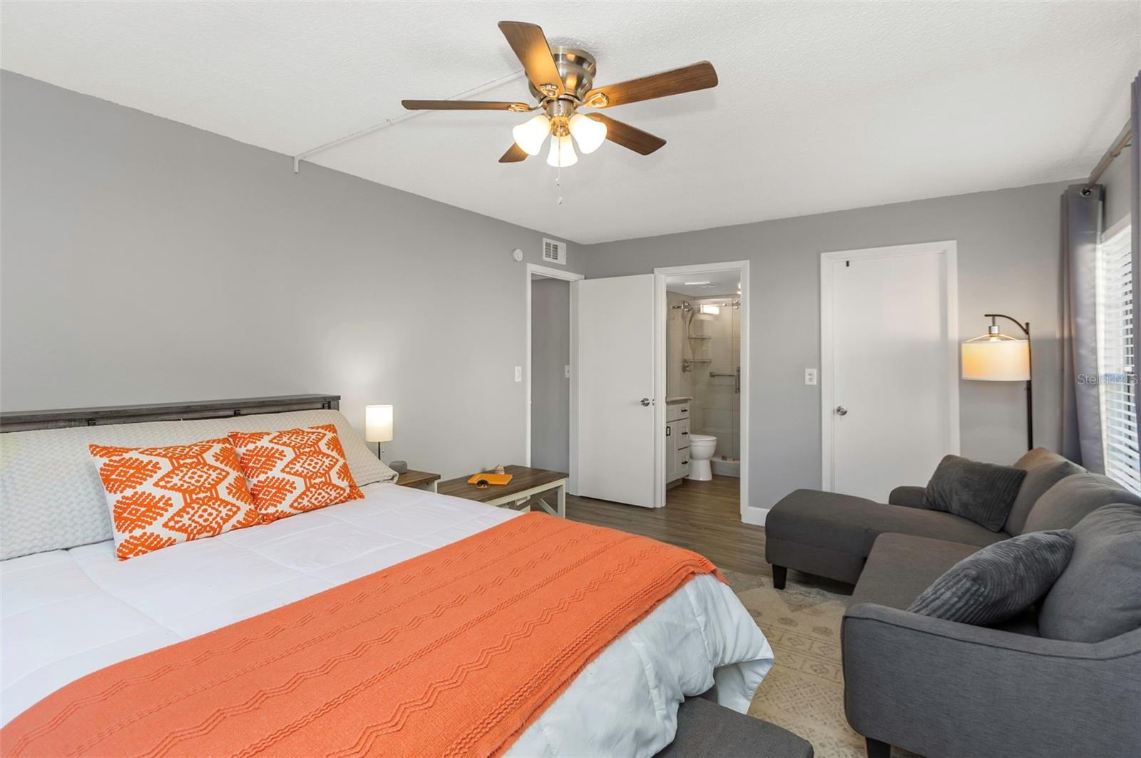 CRYSTAL LAKE CONDO - Residential