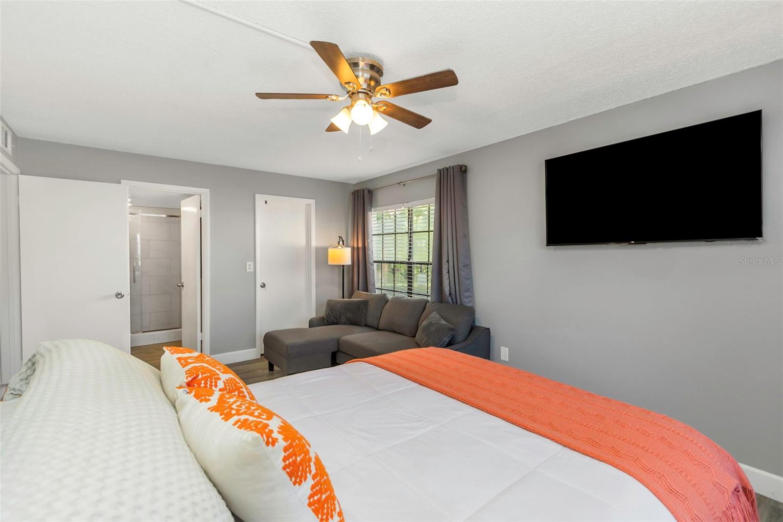 CRYSTAL LAKE CONDO - Residential