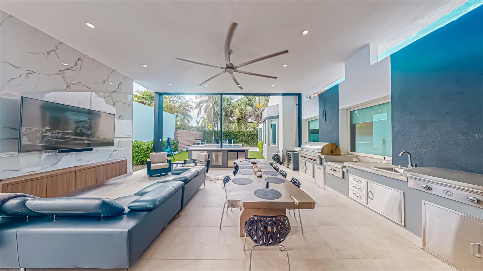 DORADO BEACH EAST - Residential