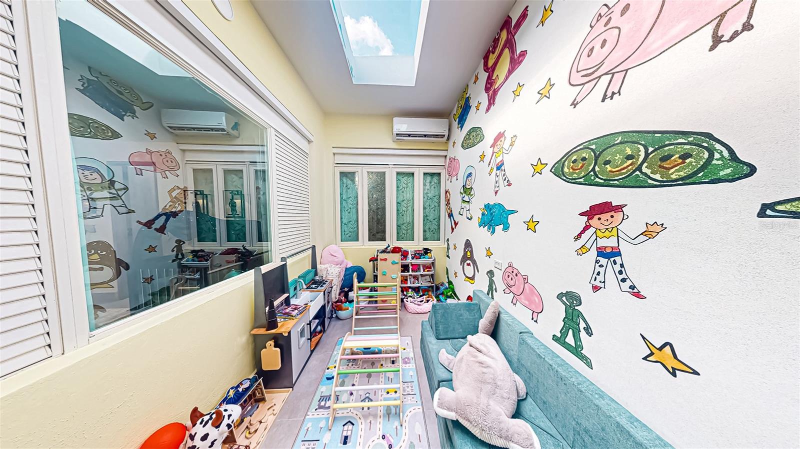 DORADO BEACH EAST - Residential