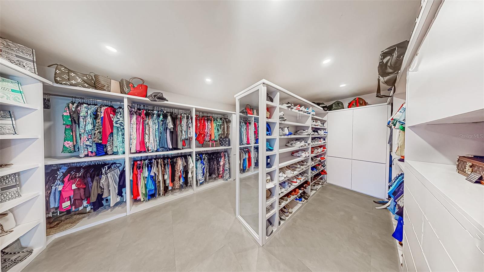 DORADO BEACH EAST - Residential