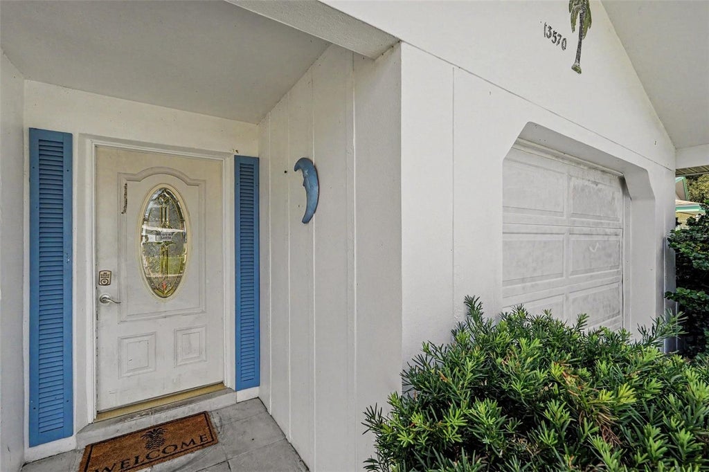 Photo of 13570 99th Avenue N, Seminole, FL 33776 (MLS # TB8562062)