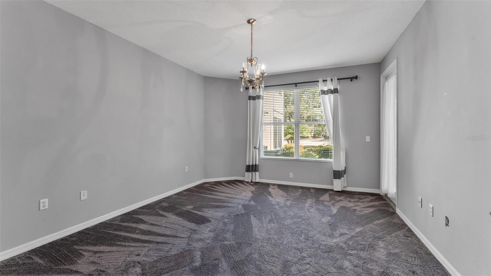 CARRIAGE HMS/CARILLON LAKES - Residential