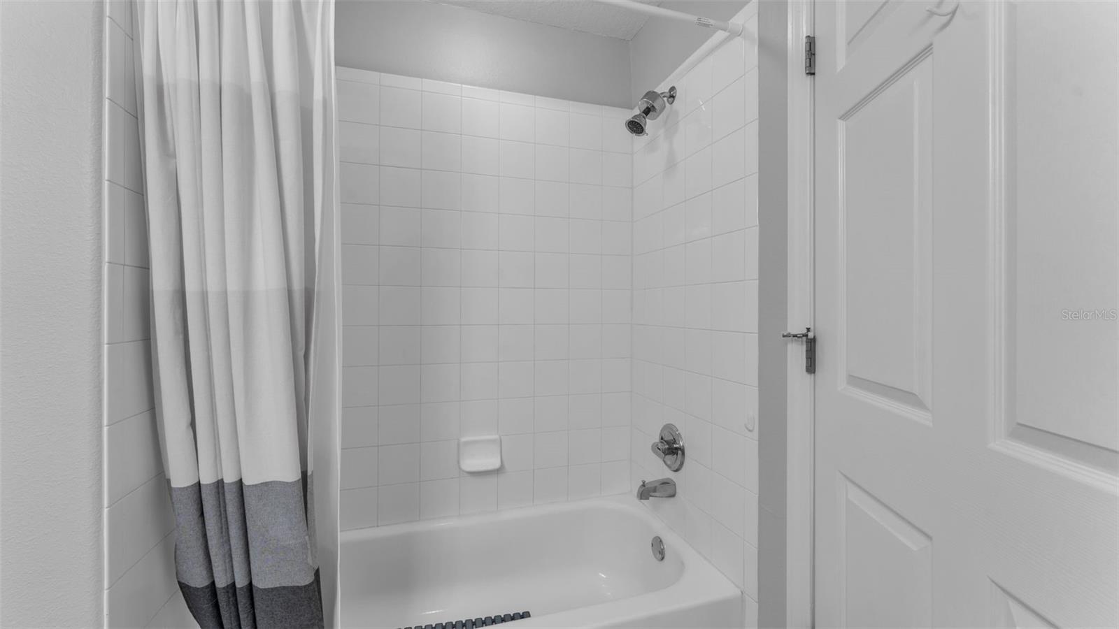 CARRIAGE HMS/CARILLON LAKES - Residential