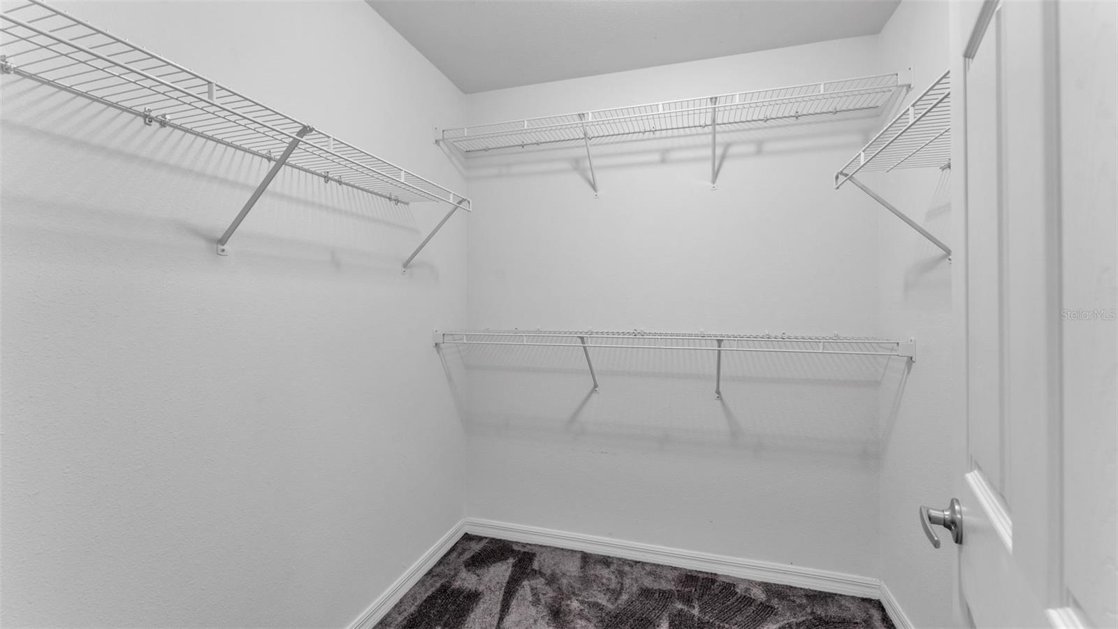 CARRIAGE HMS/CARILLON LAKES - Residential