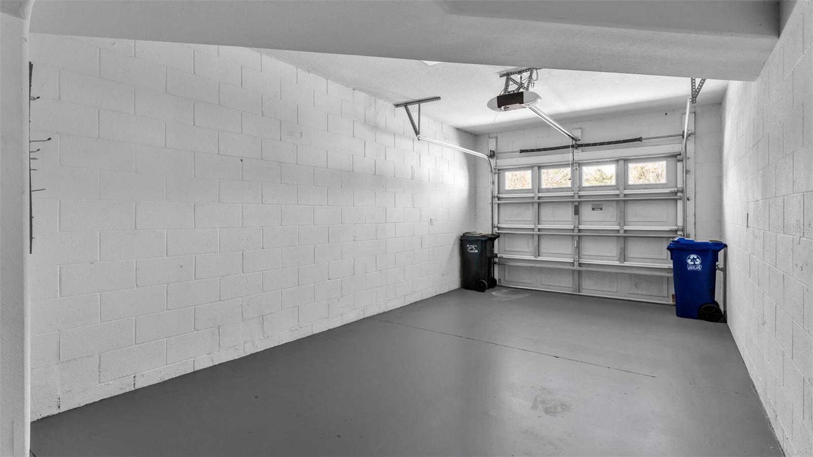 CARRIAGE HMS/CARILLON LAKES - Residential