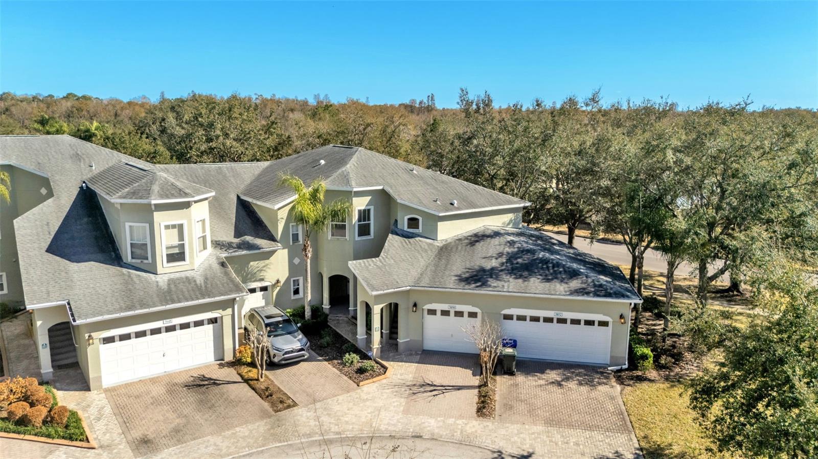 CARRIAGE HMS/CARILLON LAKES - Residential