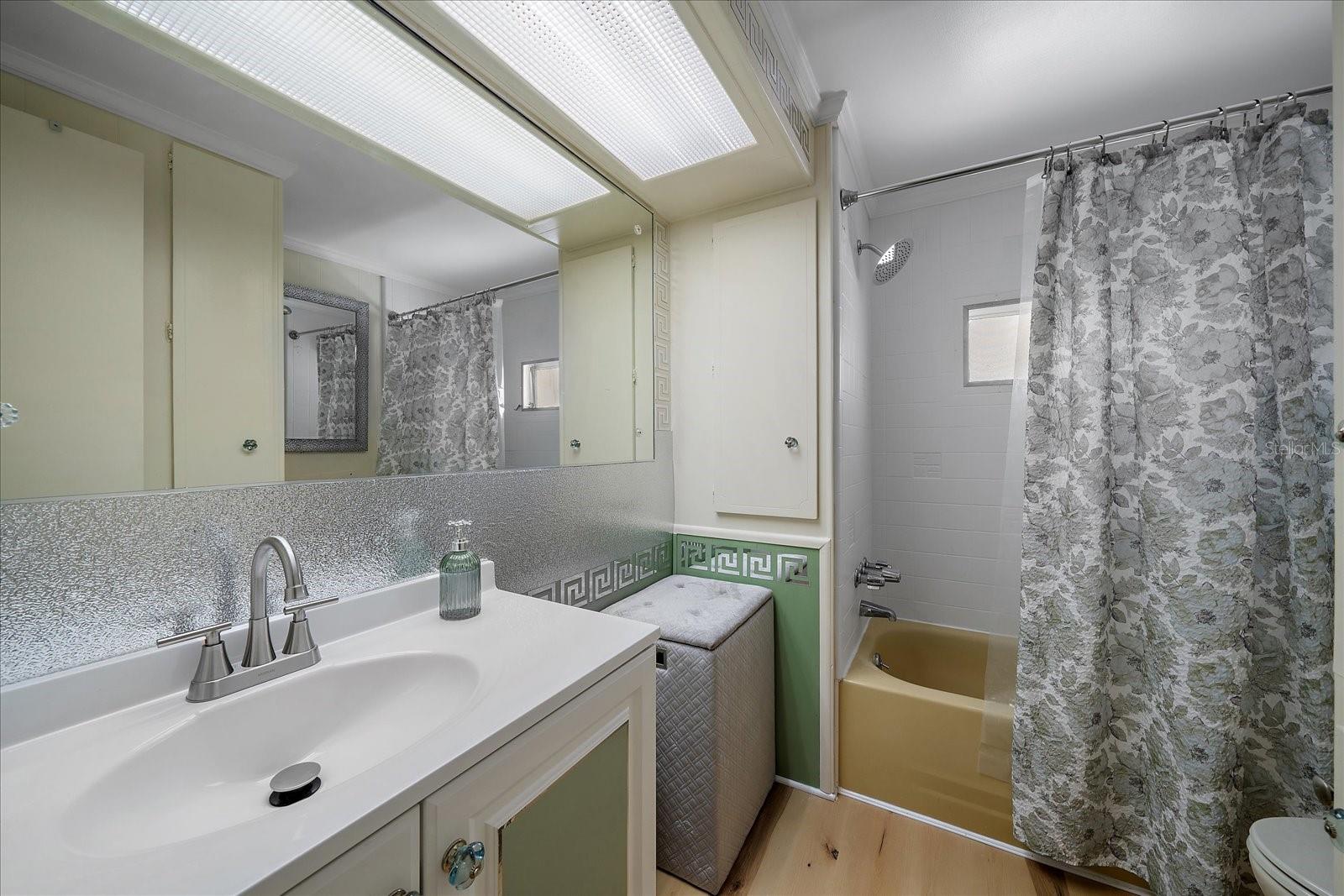 BRADENTON TROPICAL PALMS CO-OP - Residential